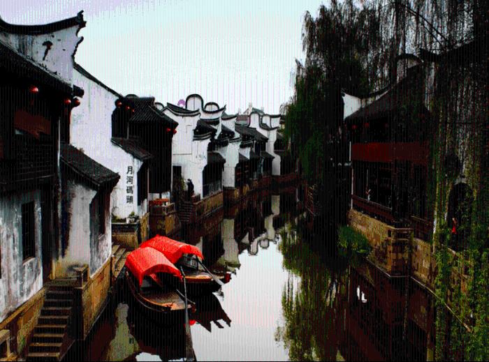 张佳宁《小城故事多》和杨紫《要久久爱》，一个弃剧一个追到底